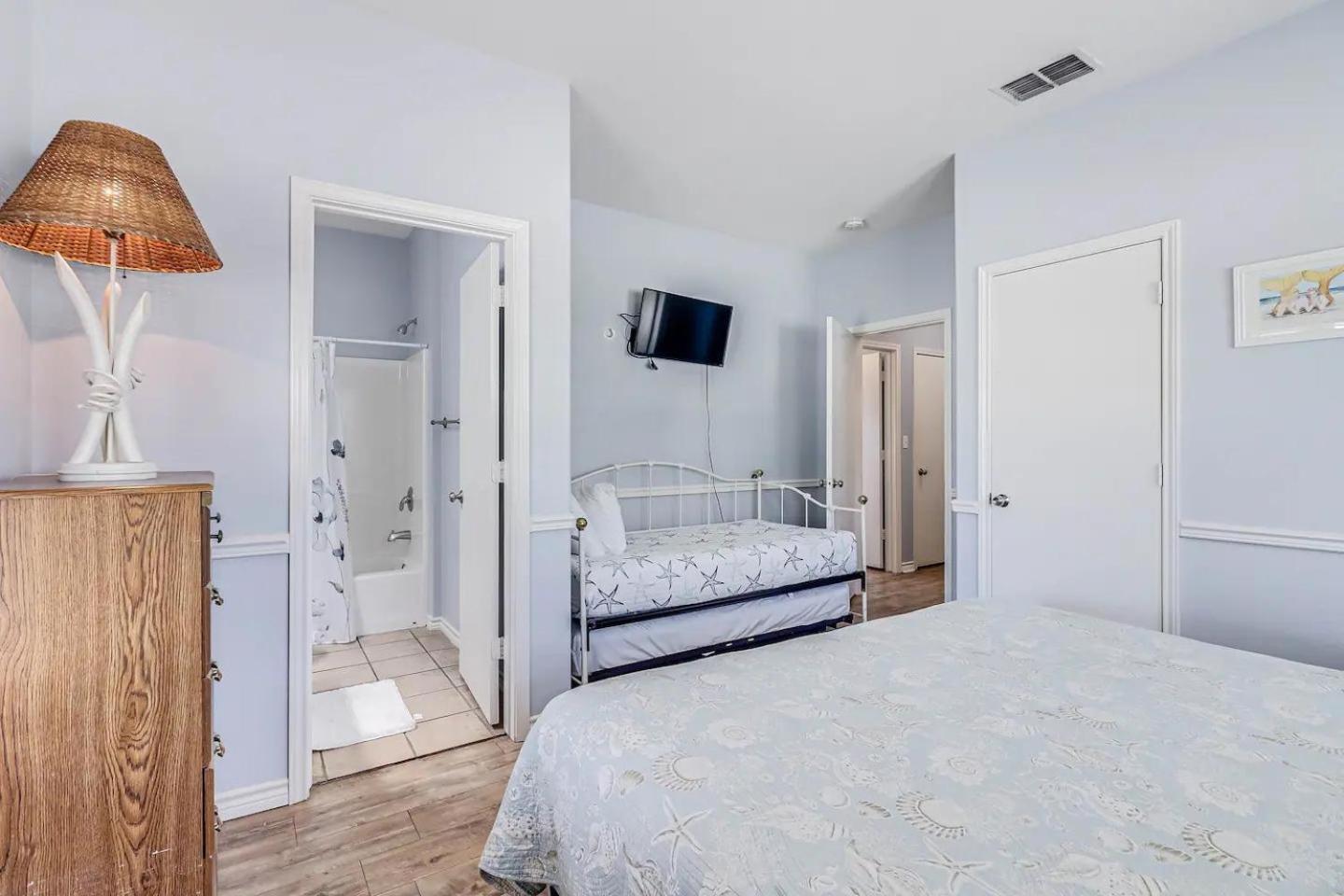 6Bdrm Beach Home - Oceanviews - Recently Renovated - Shared Pool & Hottub Port Aransas Kültér fotó
