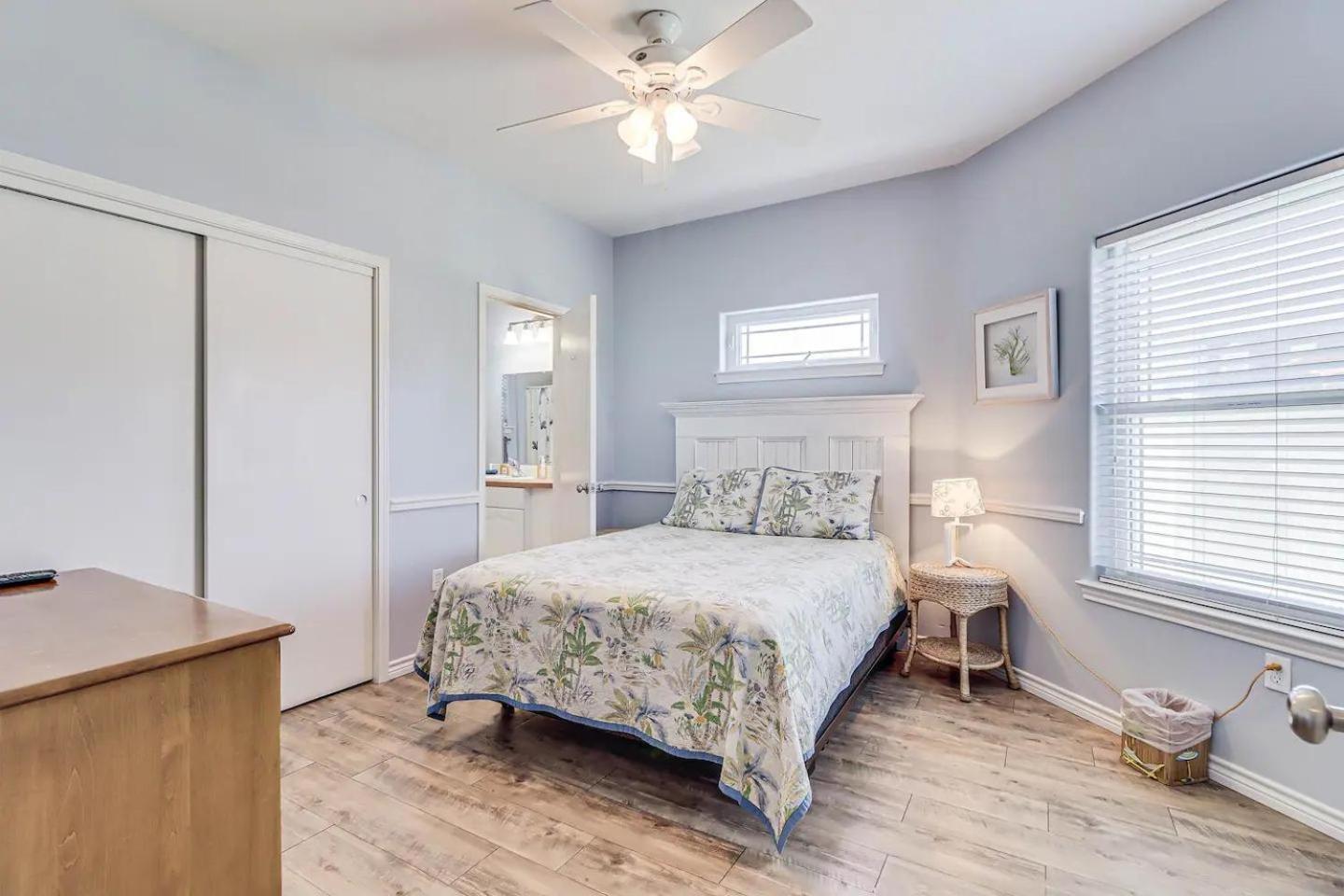 6Bdrm Beach Home - Oceanviews - Recently Renovated - Shared Pool & Hottub Port Aransas Kültér fotó